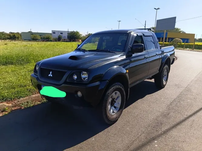 Mitsubishi L200 Sport HPE 2.5 4X4 CD DTI Dies. Aut. 2005