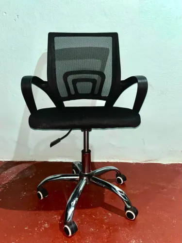 Cadeira de Escritório e Estudos Ergonômica