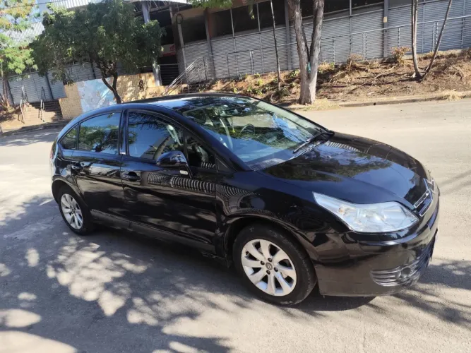 Citroen C4 Excl.2.0/2.0 Solaris Flex 16V 5P Aut. 2010