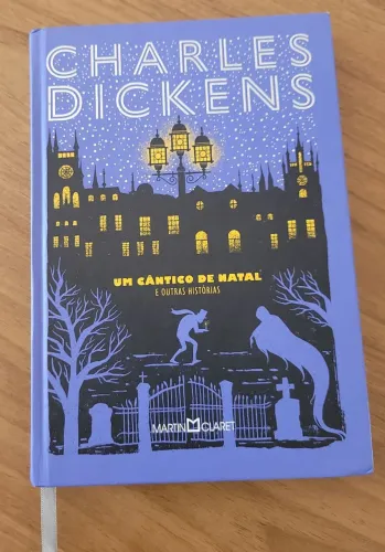 Um conto de natal e outras histórias - Charles Dickens - Capa Dura 
