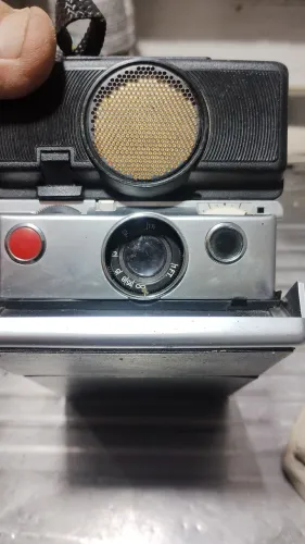 Vendo máquina Polaroid sx.70 land câmera sonar onestep