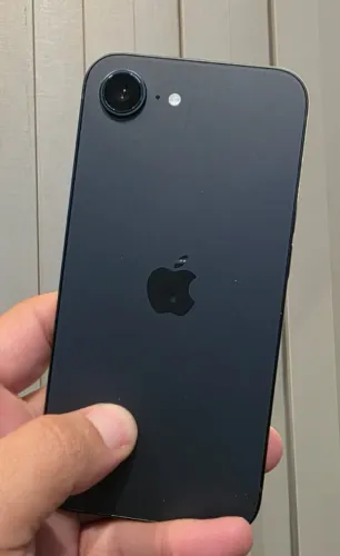 iPhone 16e 128GB