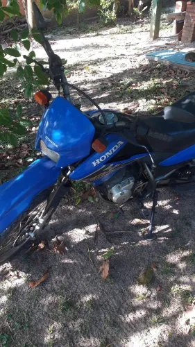 Vendo Bros 150 azul,partida e freio a disco