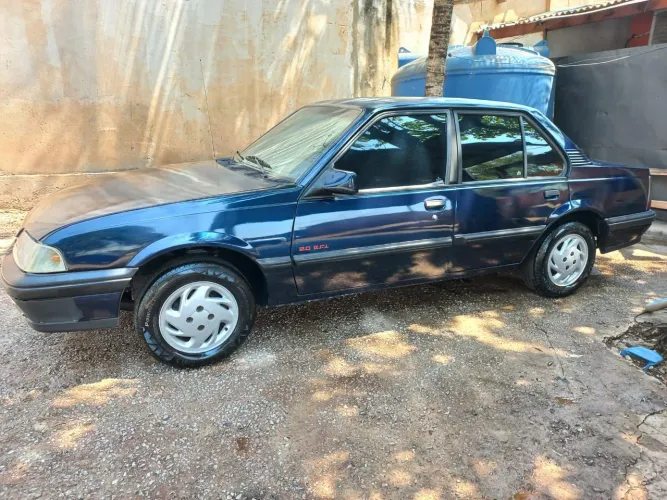 Chevrolet Monza GLS/ Hi-tech 2.0 EFI 2P E 4P 1995