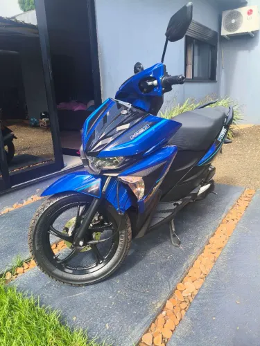 Néo 125 com baixa km
