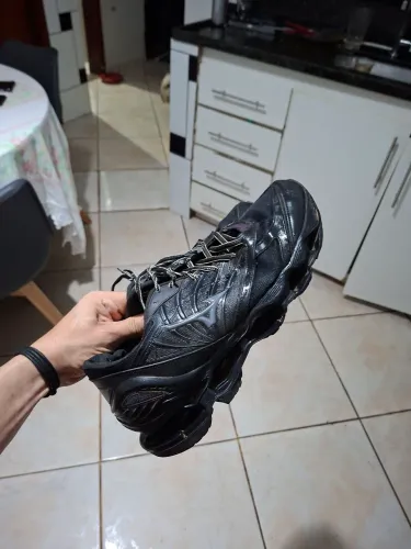 Tênis Mizuno N° 40 em Samambaia (Aceito cartão)