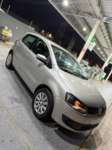 Volkswagen Fox 1.0 MI Total Flex 8V 3P 2013