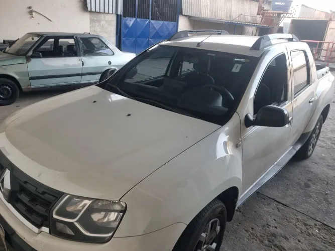 Renault Duster Oroch Intense 1.6 Flex 16V Mec. 2024