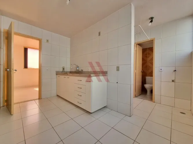 Apartamento a venda 2 quartos no Setor Oeste, ao lado do lago das Rosas, 1 vaga de garagem