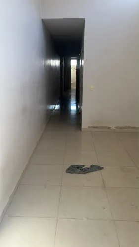 Vendo essa casa no estado do Paraná / cidade Londrina PR, aberto a visitas,aceito trocas