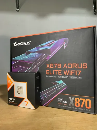 Kit x870 Aorus + Ryzen 7 9800x3d