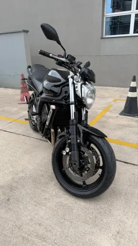 FZ6 N HG (High Grade) Versão especial