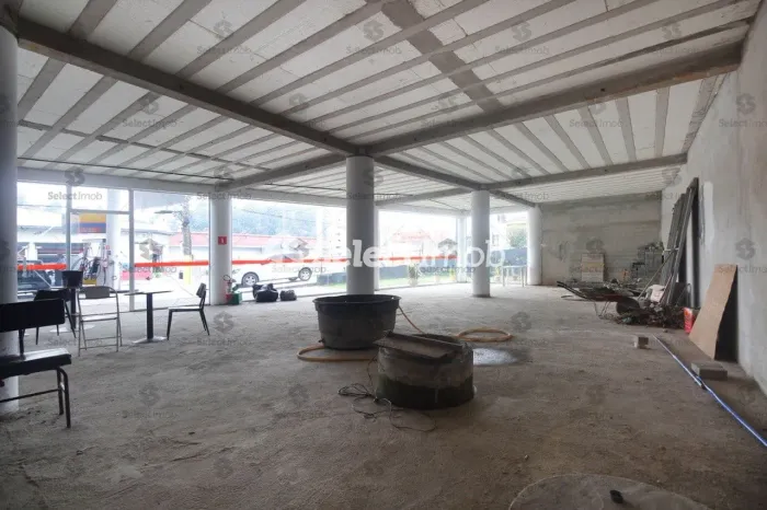 Sala comercial para ALUGAR, Ribeirão Pires.