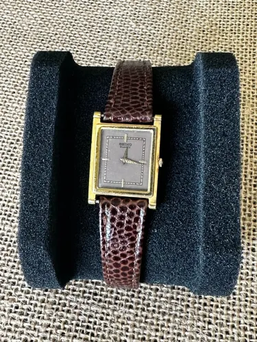 RELÓGIO VINTAGE - SEIKO TANK - CAIXA DOURADA - JAPAN