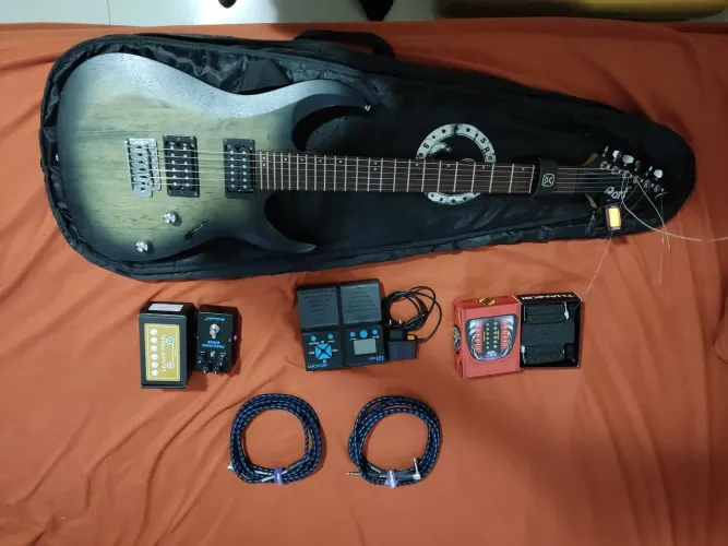 VENDO GUITARRA