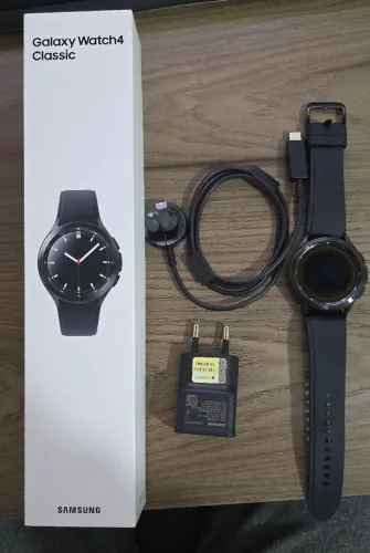 Samsung Galaxy Watch4 Classic (LTE) Tela De 46m - Cor Black