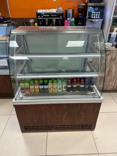 Expositor balcão refrigerador  Modelo.   W1200173-6