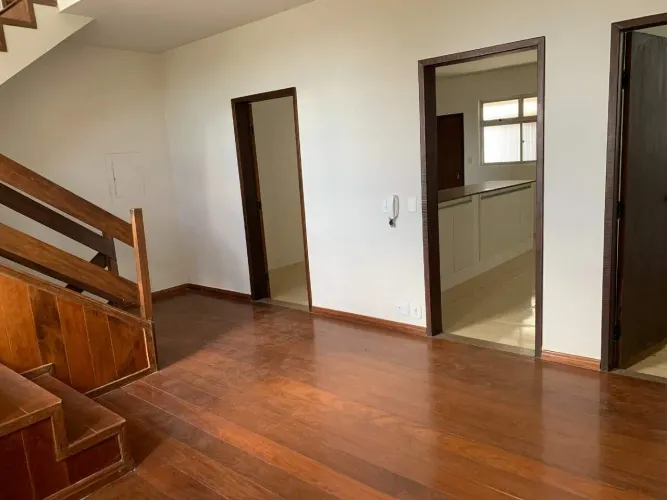 Casa para aluguel - Barreiro, 3 quartos - Belo Horizonte