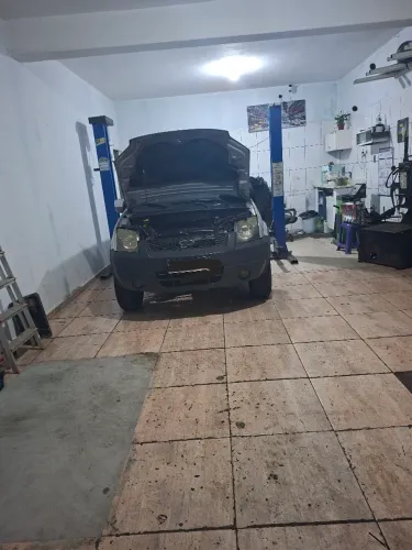 Vende se elevador automotivo