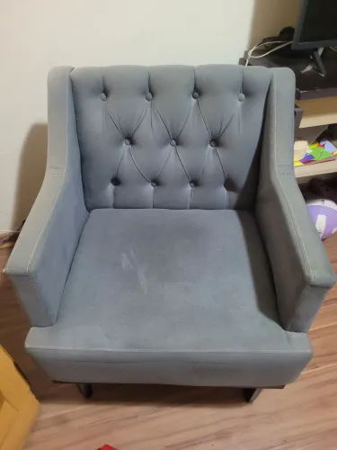 Poltrona estilo clássica