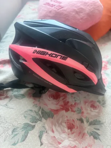 Capacete Ciclismo com sinalizador de led e viseira ajustável