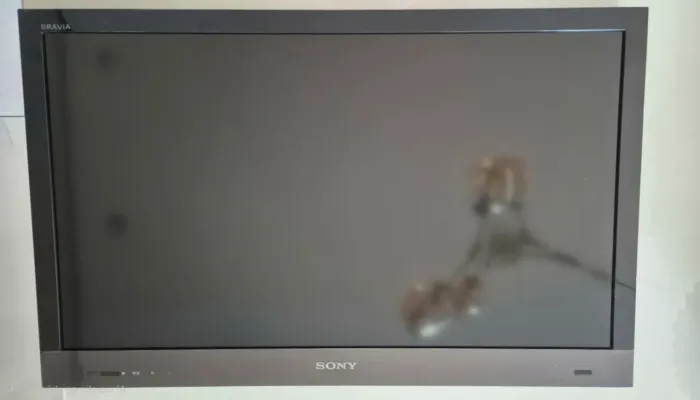 TV Sony BRAVIA KDL-32EX725 para retirada de peças