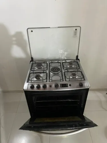 Fogão 5 bocas Electrolux, acendimento automático, ótimo estado