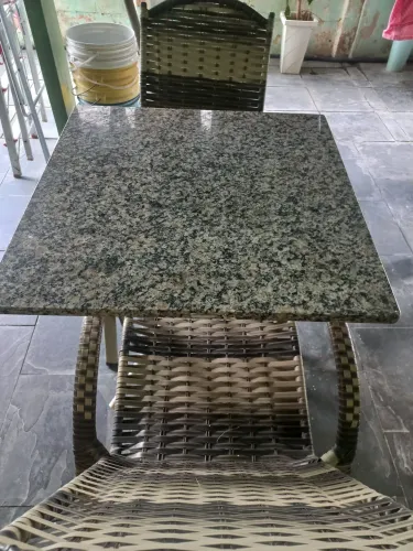 Mesa granito