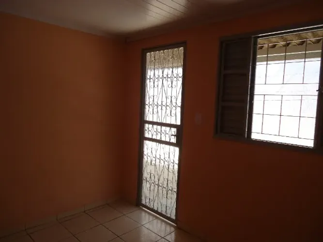 casa de fundos