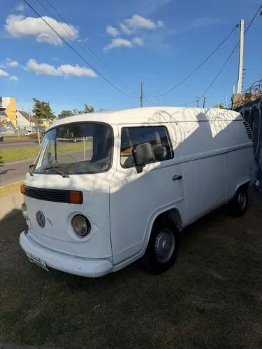 Volkswagen Kombi Furgão 2005