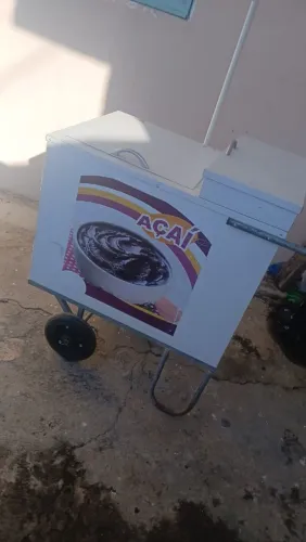Vende-se carrinho de açaí 