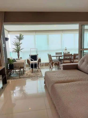 Apartamento à Venda no Edifício Marselha com 3 Suítes