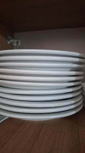 Prato de restaurante em Porcelana