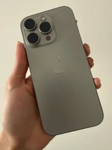 iPhone 16 pro 128gb