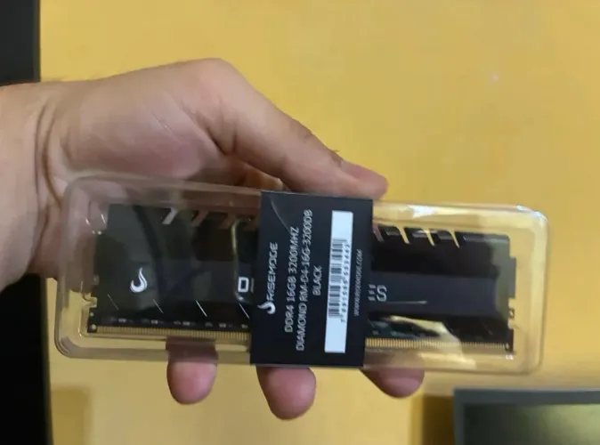 Memória RAM DDR4 3200 MHZ ( Risemode) 