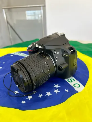 CÂMERA NIKON D3300