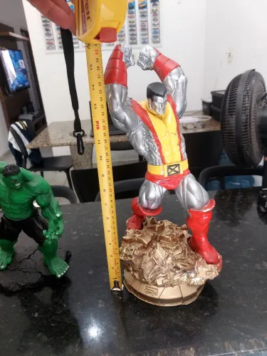Estatuas de resina, vendo ou troco