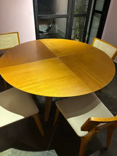 Mesa redonda 3,35 jambu