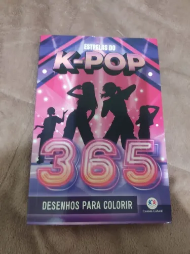 Livro de colorir KPOP