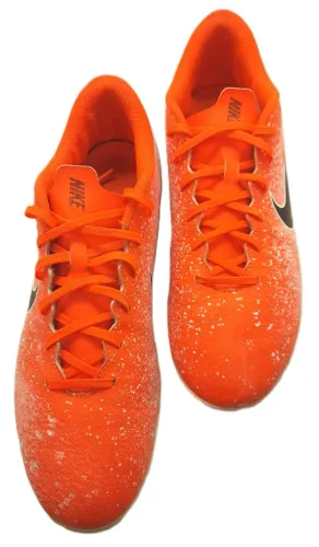 Oferta. Chuteira Campo Nike Mercurial Vapor 12 Club Laranja/branco nº 43
