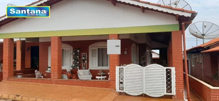 Casa com 3 dormitórios à venda, 120 m² por R$ 200.000,00 - Mansões das Águas Quentes - Cal