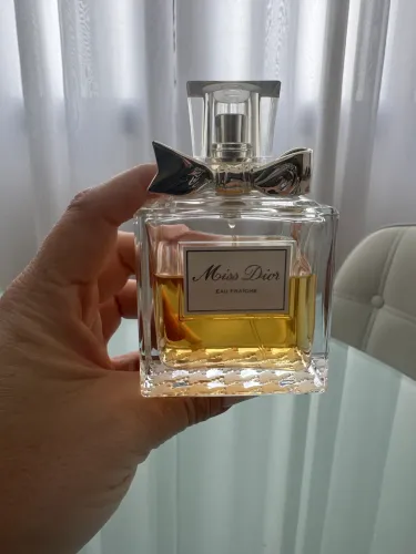 Miss Dior eau fraîche 100ml ( leia o anúncio)