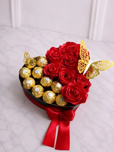 Box de coração com Ferrero rocher 