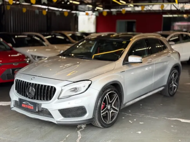Mercedes-Benz GLA 250 Sport 2.0 TB 16V 4X2 211cv Aut. 2015