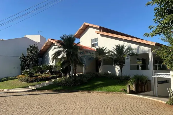 Casa para Alugar - Luxuosa Casa em Paulínia - Conforto e Segurança