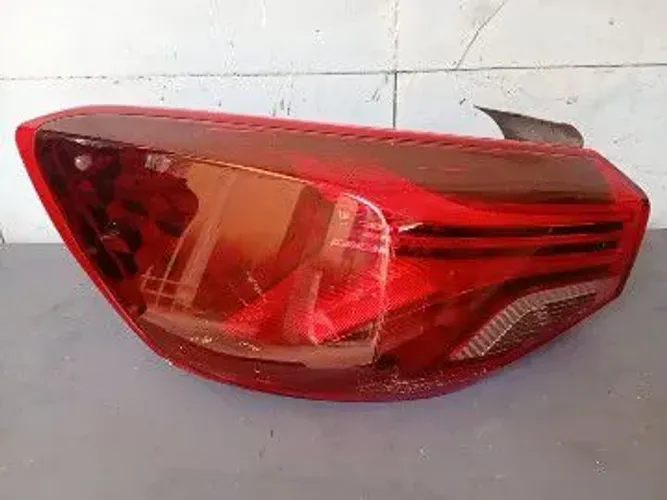 Lanterna Onix sedam sem led lado esquerdo 