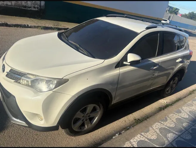 Toyota RAV4 2.0 4X4 16V Aut. 2014