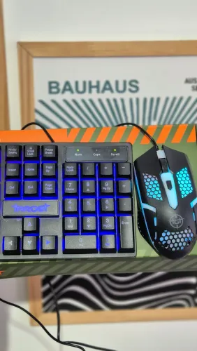 Kit Teclado mouse e mouse pad Gamer RGB RAINBOW- Precisão, Conforto e Imersão