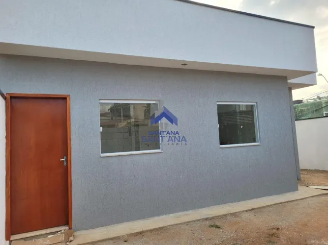 CASA DE 64M² COM 2 DORMITÓRIOS SENDO 1 SUÍTE NO BAIRRO JARDIM CONTINENTAL II EM TAUBATÉ/SP