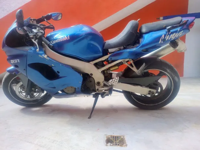 Kawasaki ZX-9r